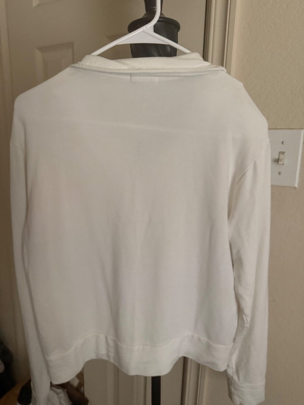 Cooper Key Small Sweatshirt - Picture 3 of 3